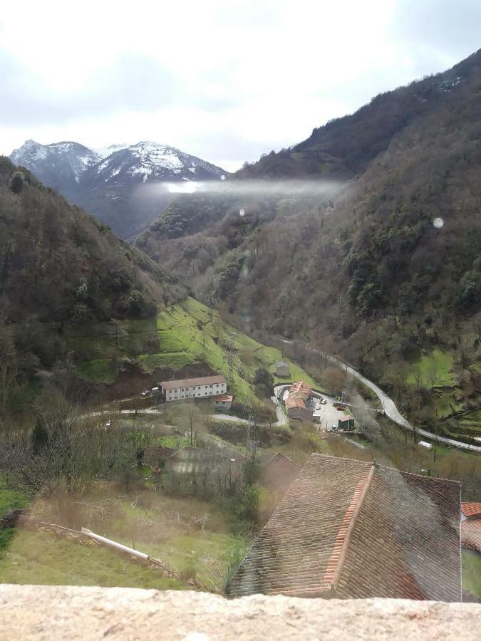 Gasthaus Casa Rural Oso 4 Pola de Somiedo Exterior foto